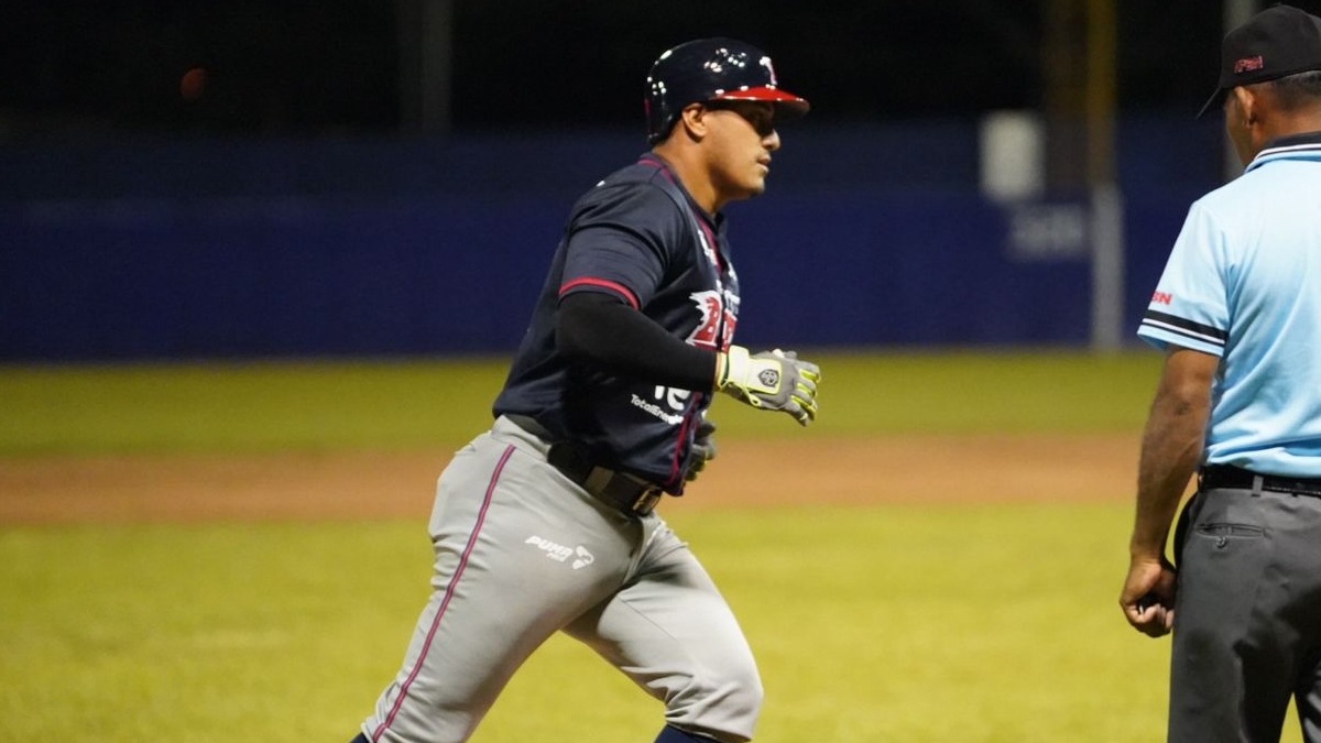 El Bóer debuta con victoria en la profesional